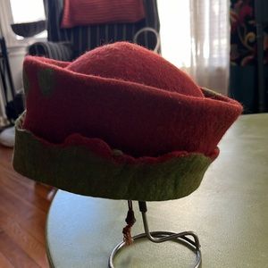 Handmade felt hat. No size